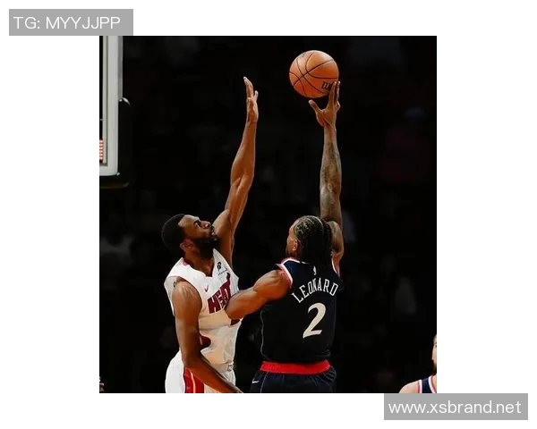 热火140-123大胜快船送其五连败 伦纳德36分哈登11分难救主 热火140-123大胜快船送其五连败 伦纳德36分哈登11分难救主