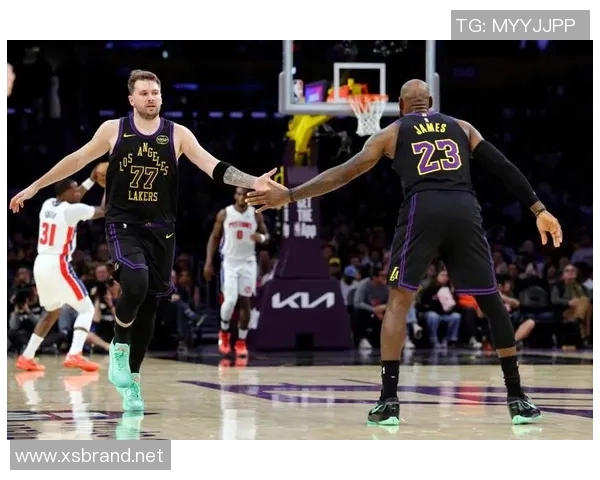 湖人惨败活塞！东契奇空砍30分，2替补尽力，詹姆斯艾顿迷失！